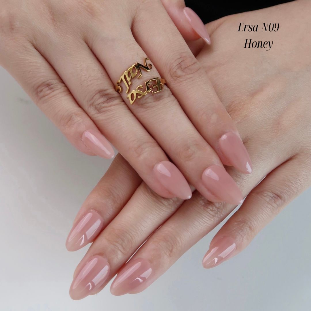 Ersa Nude Series