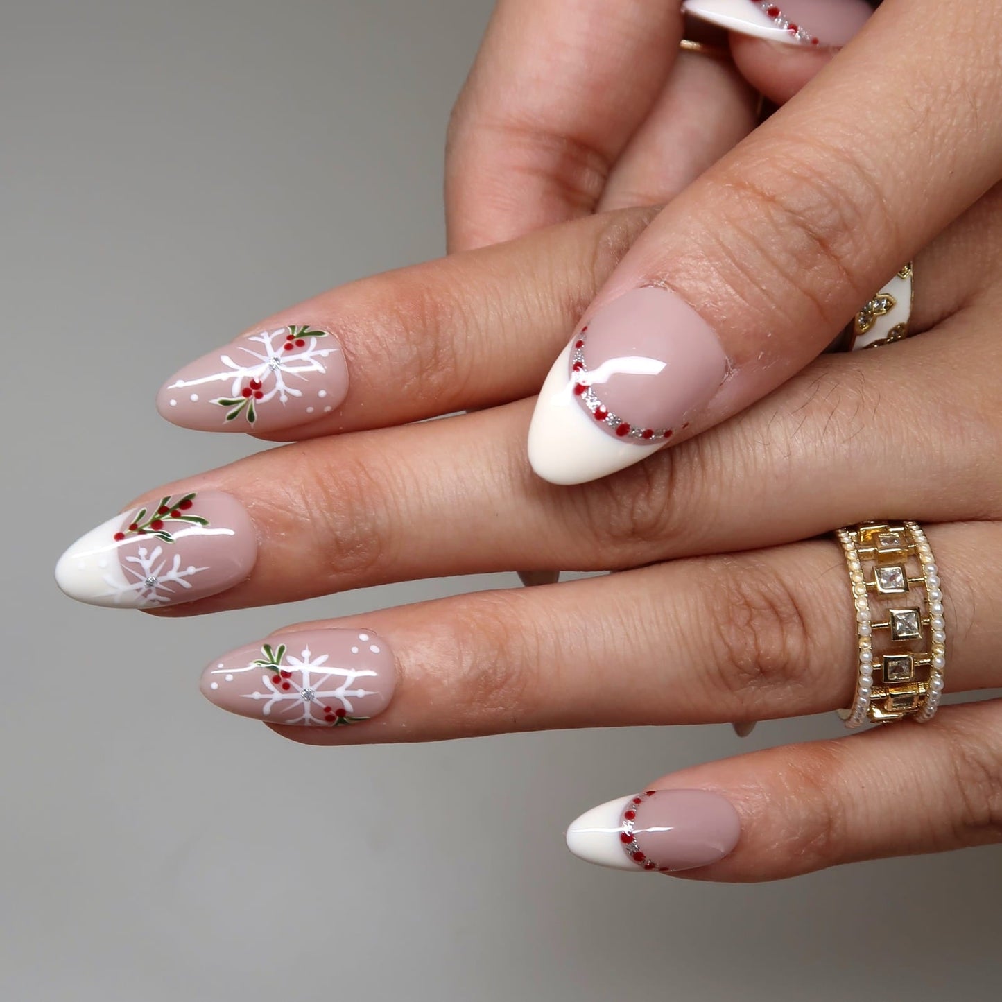 Mistletoe Glam